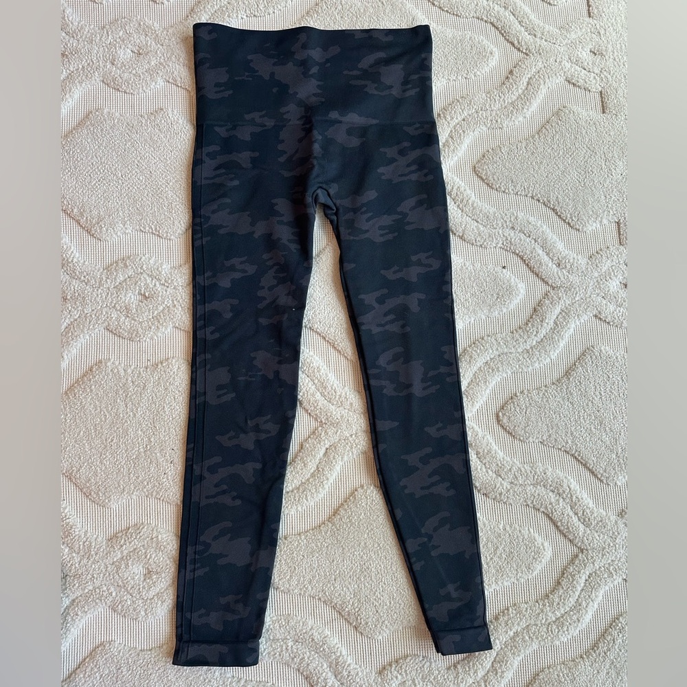 Spanx Camouflage Print Leggings